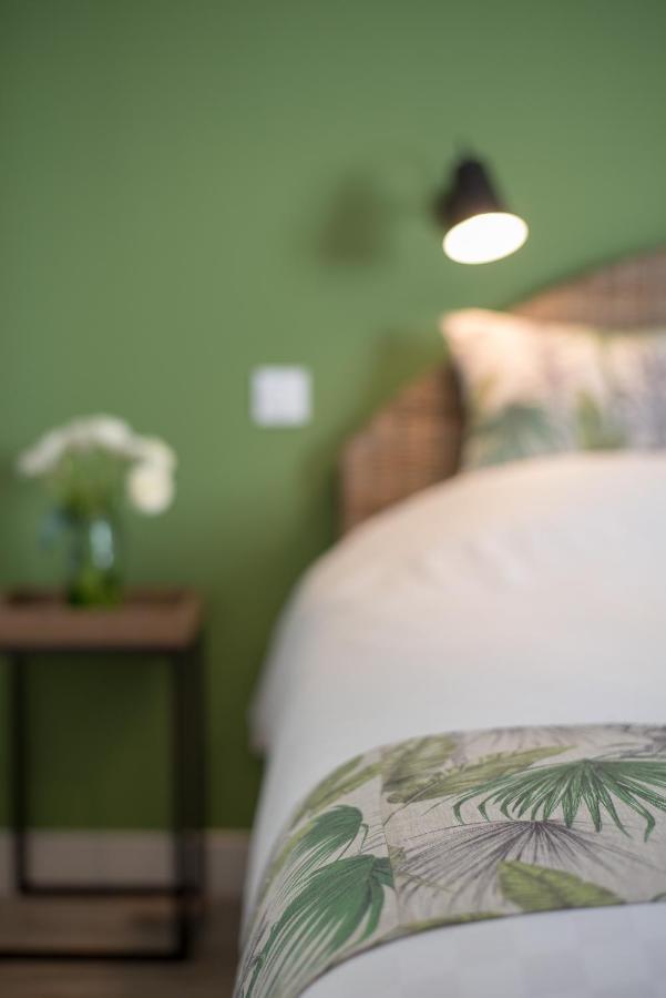 Bed and Breakfast Sur Le Quai Carcasona Exterior foto